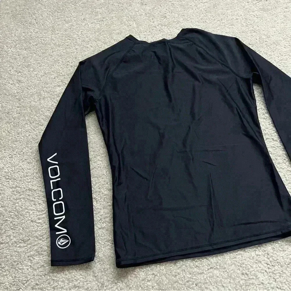 VOLCOM Black Simply Solid Long Sleeve Rashguard Swim Top Women’s Size XL.